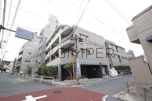 ラグジュアリーアパートメント西新宿の物件外観写真